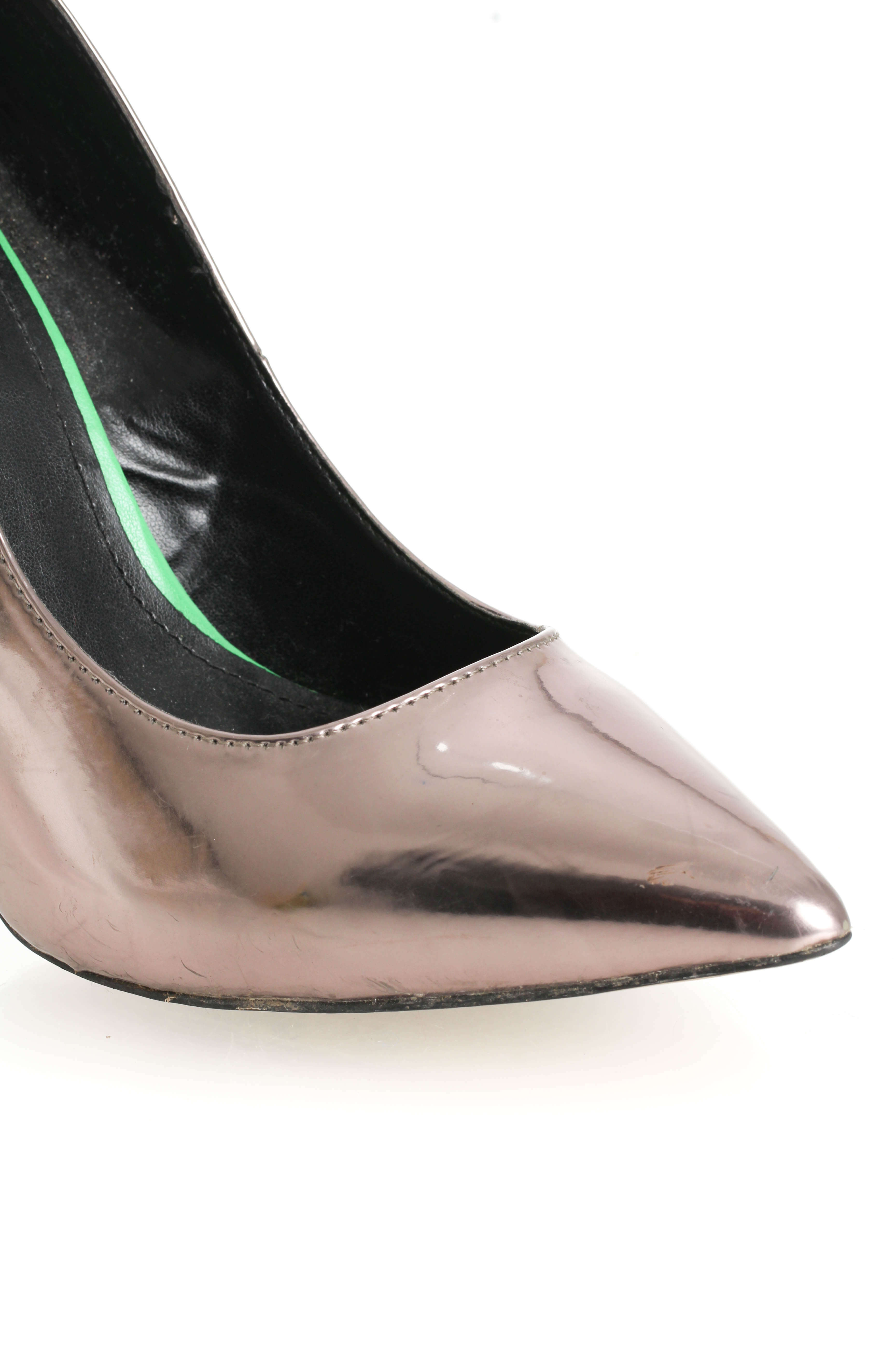 Steve Madden, 9 USA
