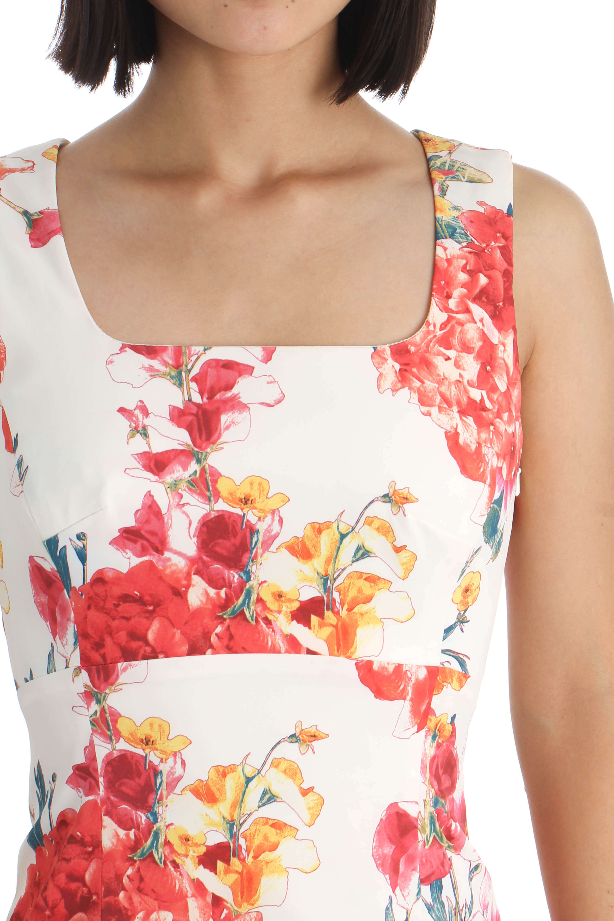 Karen Millen, Talla 2