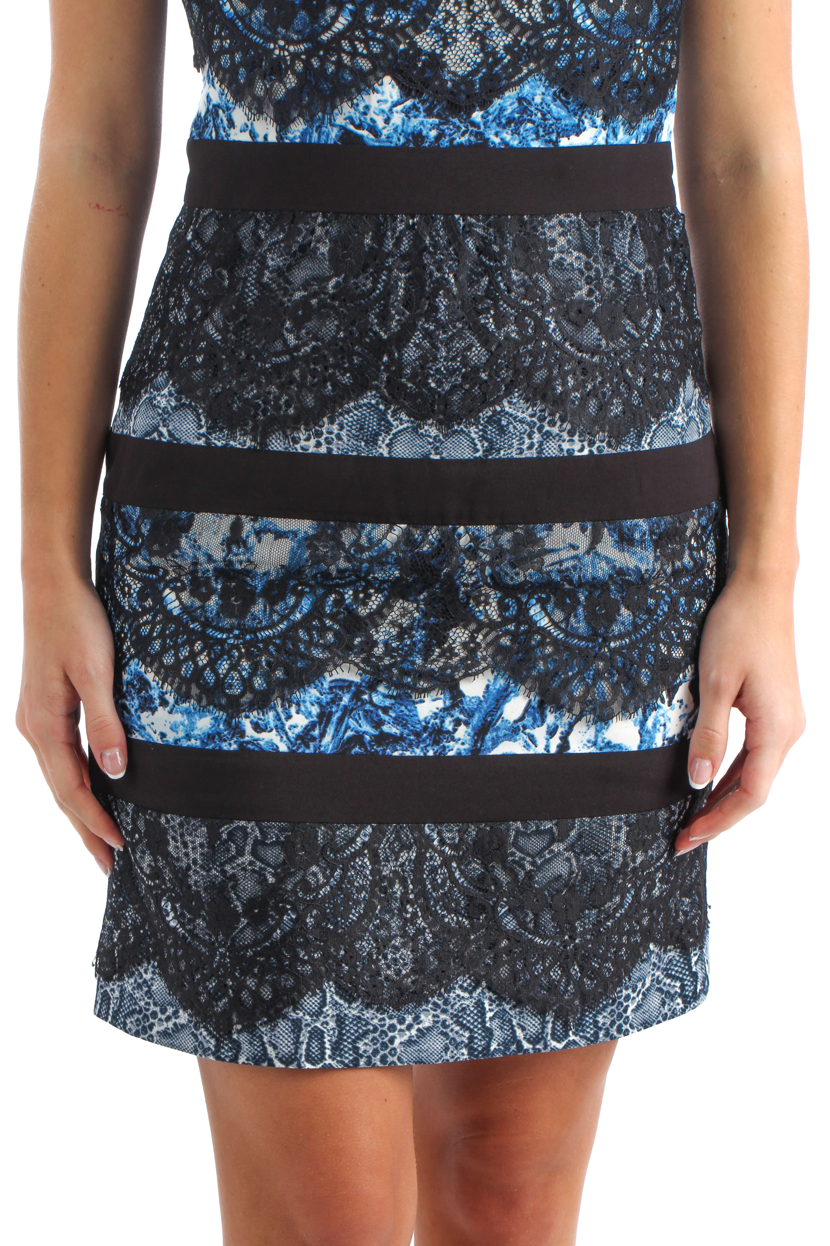 BCBG Maxazria, Talla 4
