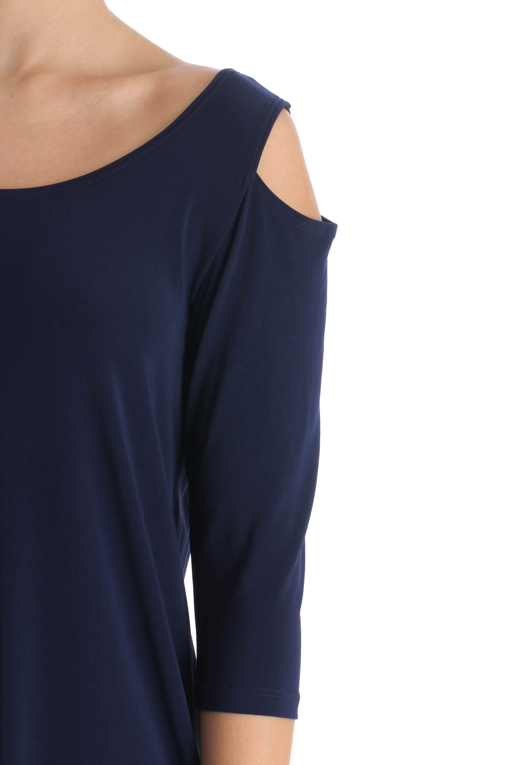 Clara Sun Woo, Talla XS