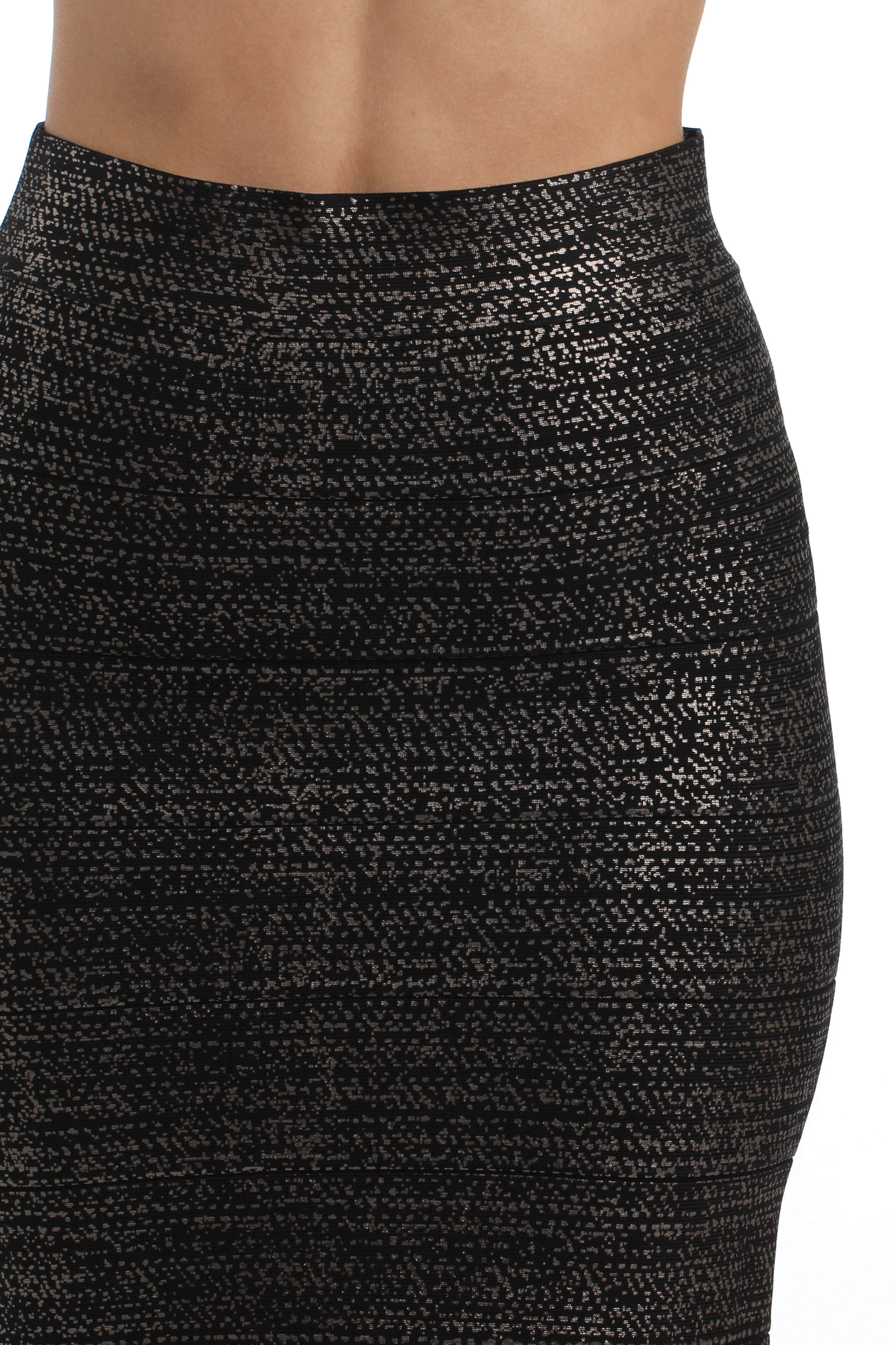 BCBG Maxazria, Talla S