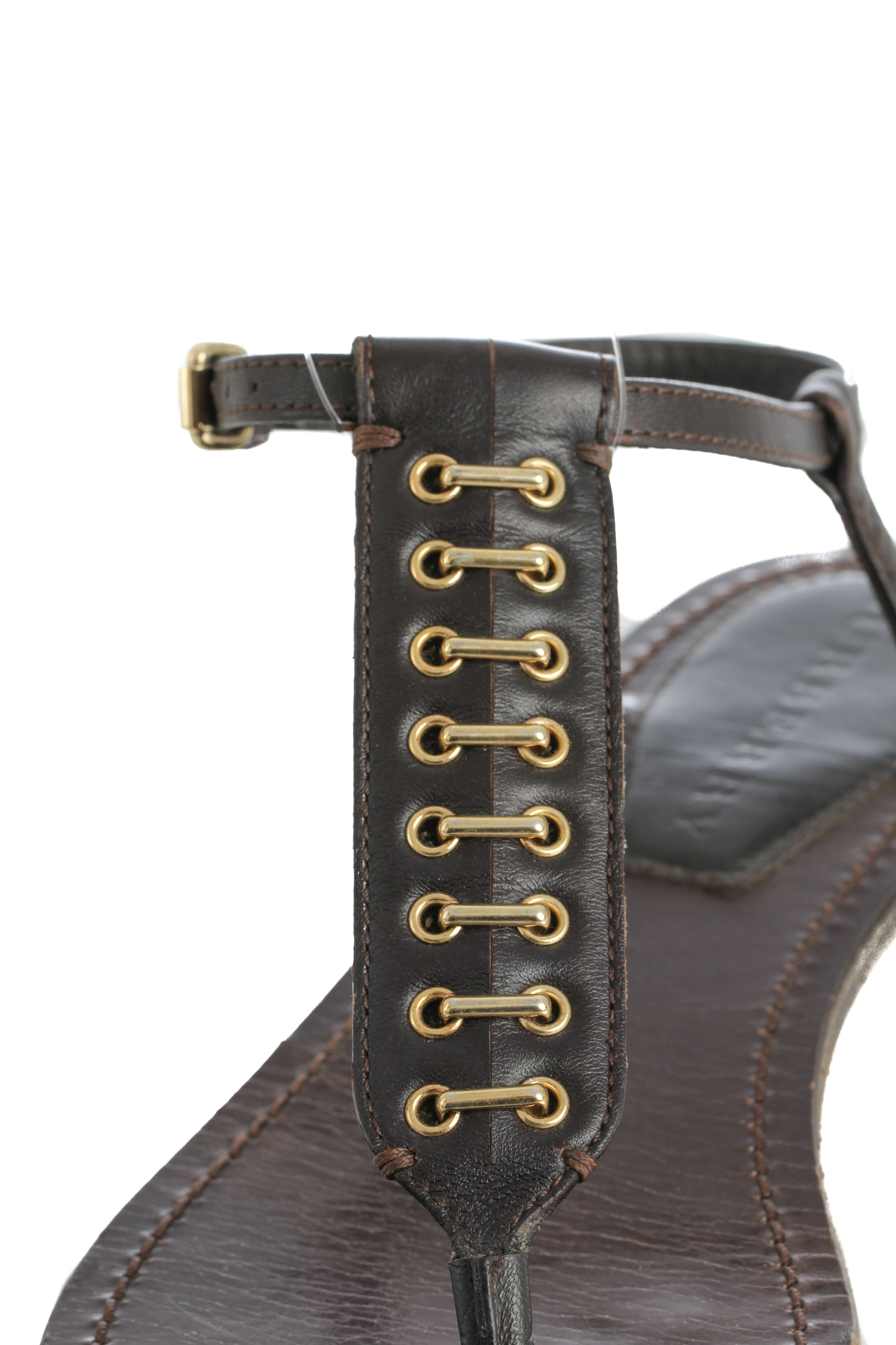 Burberry, 7 USA