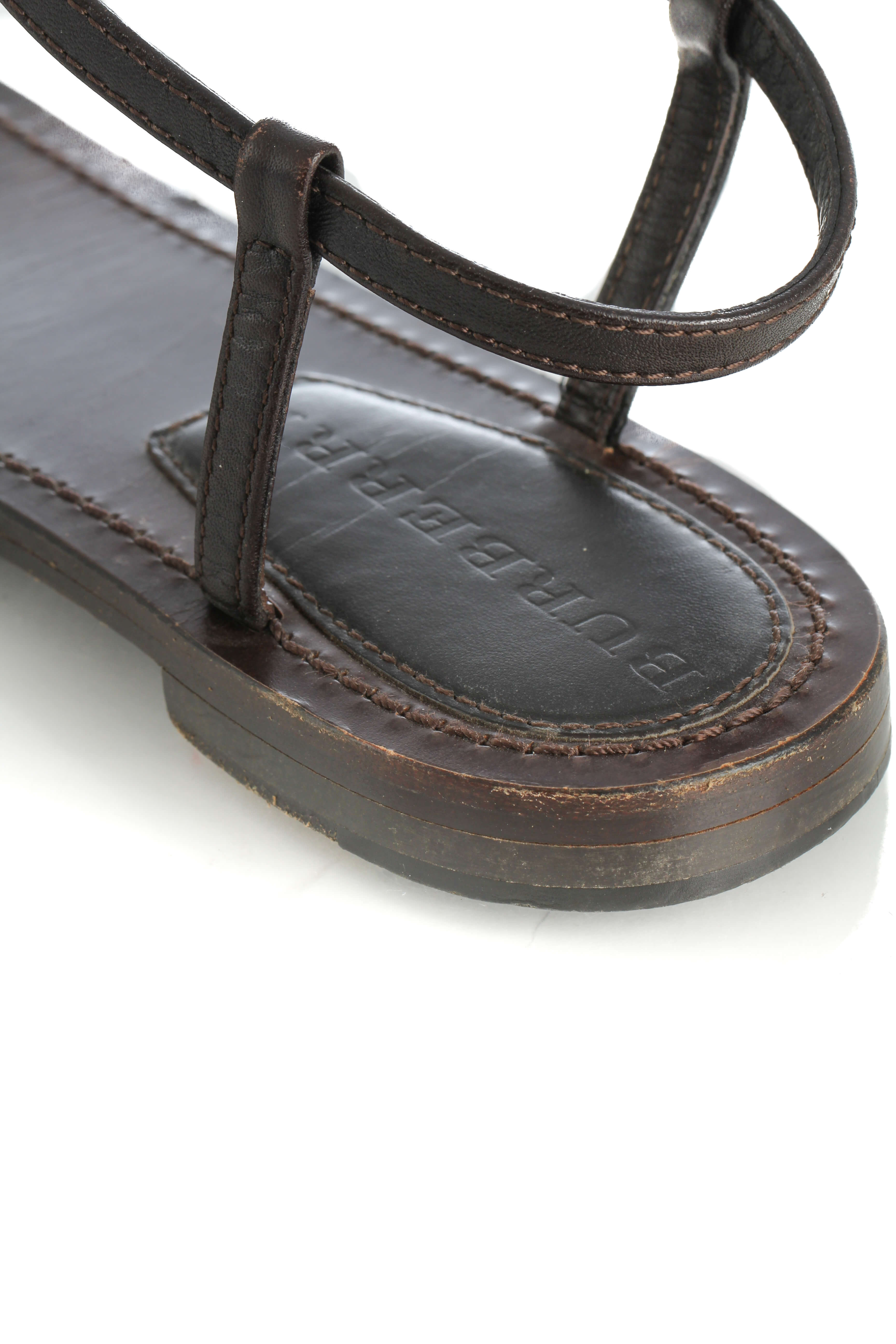 Burberry, 7 USA