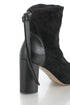 Stuart Weitzman, 6 USA