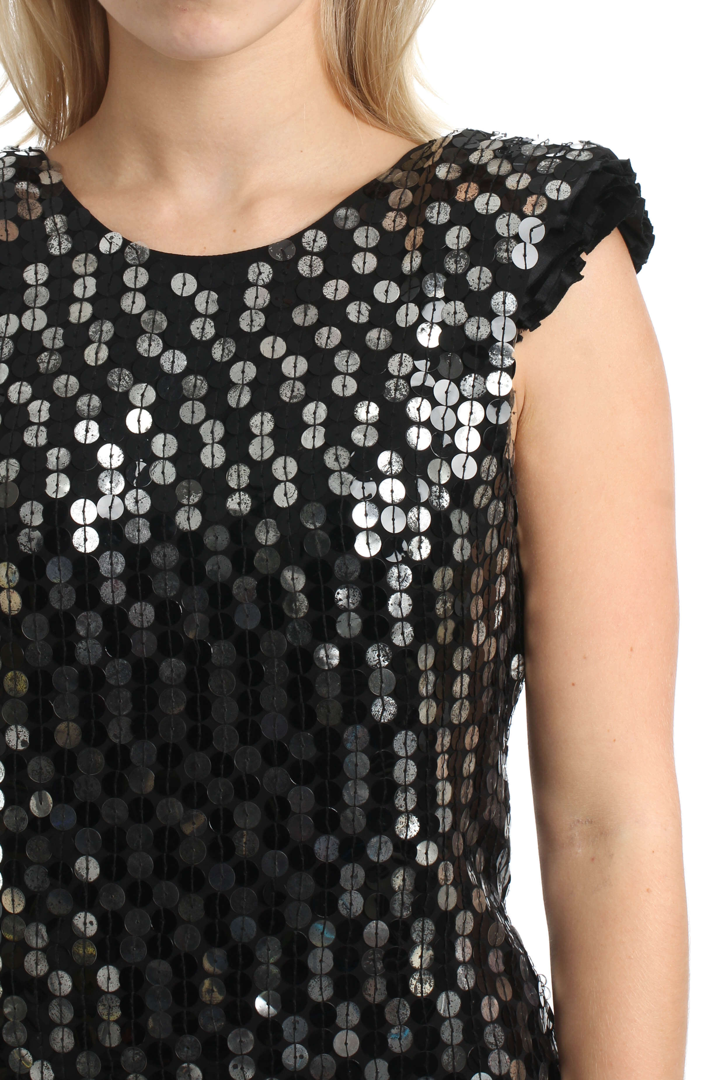 Robert Rodriguez, Talla S