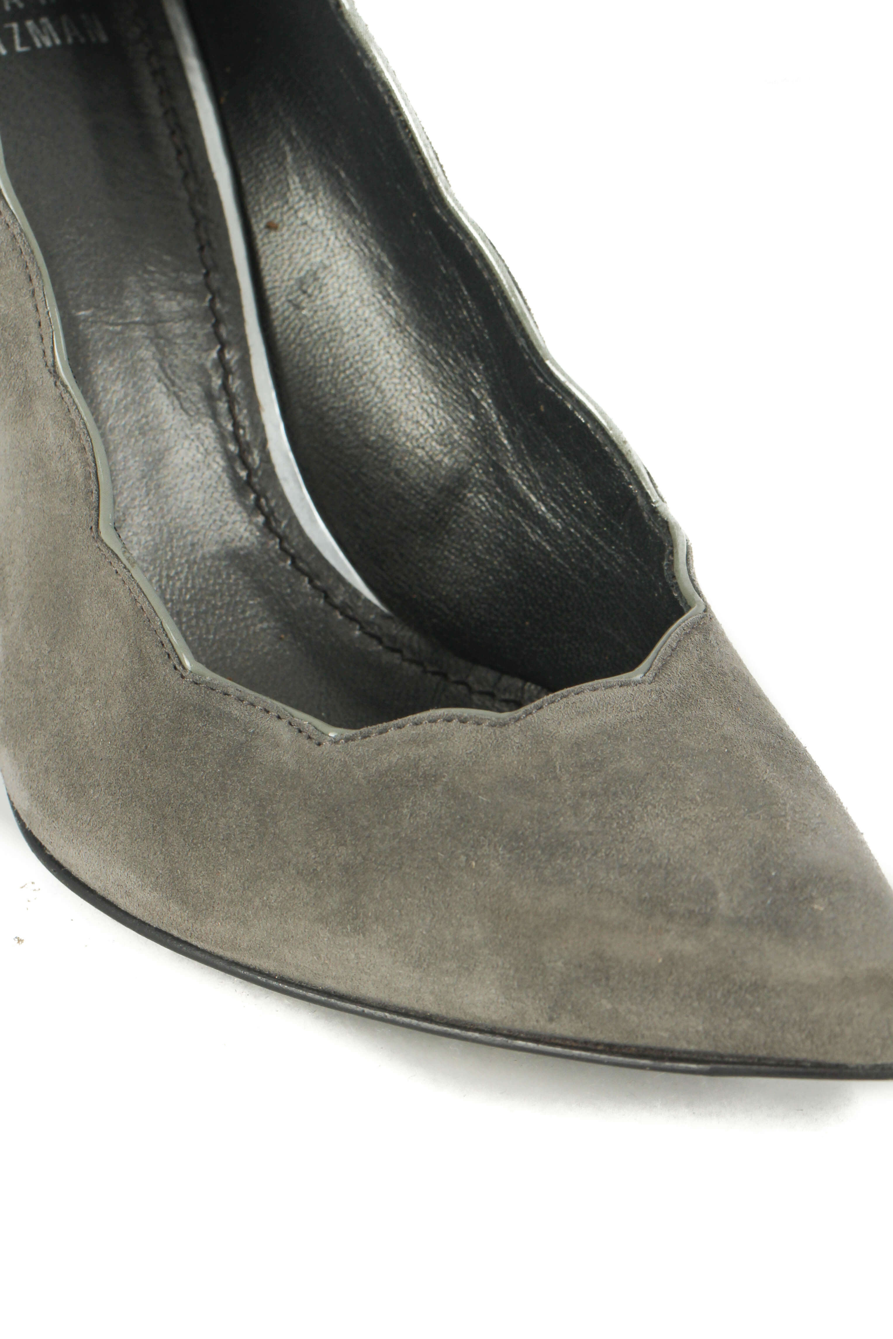 Stuart Weitzman, 6 USA