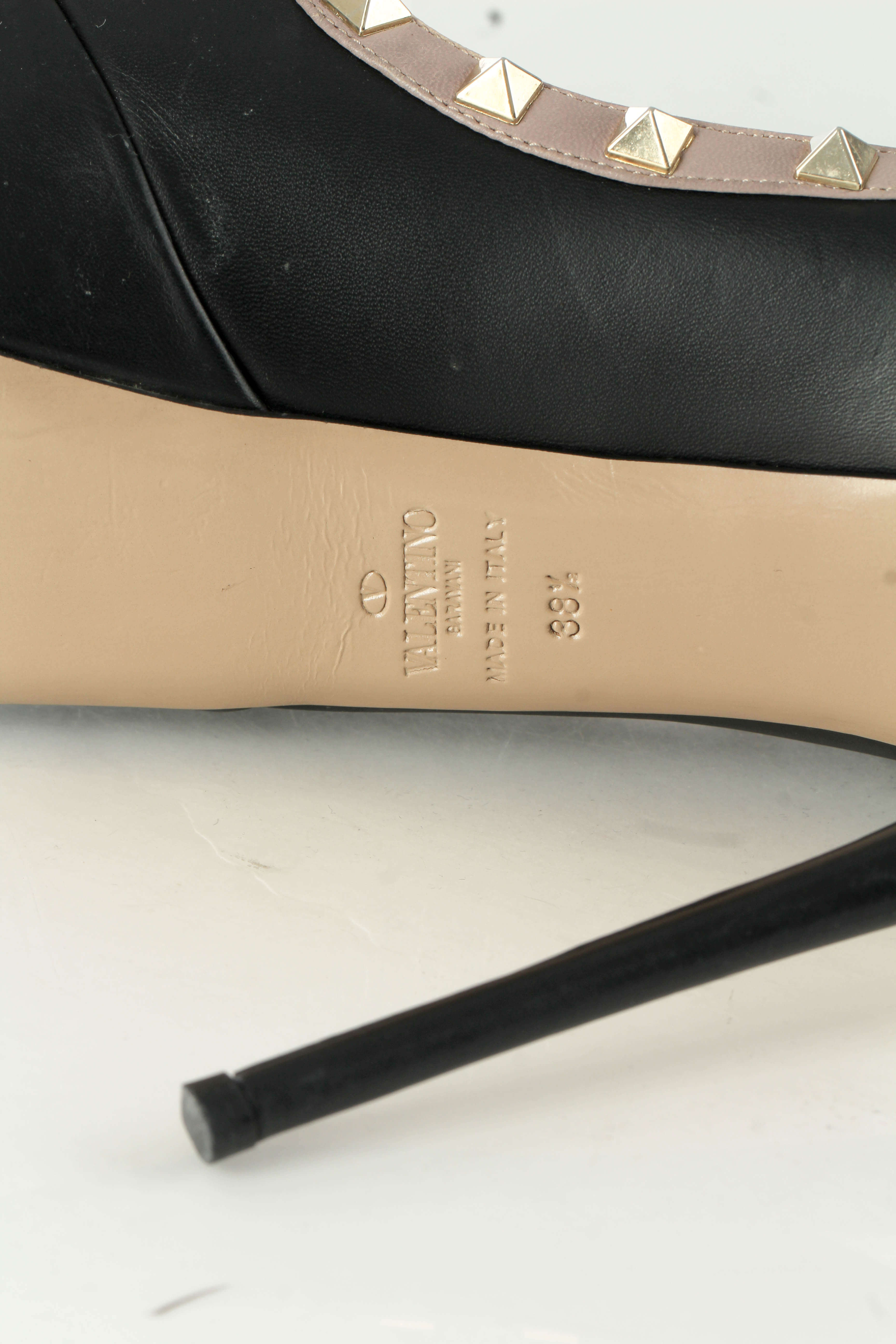 Valentino, 8.5 USA