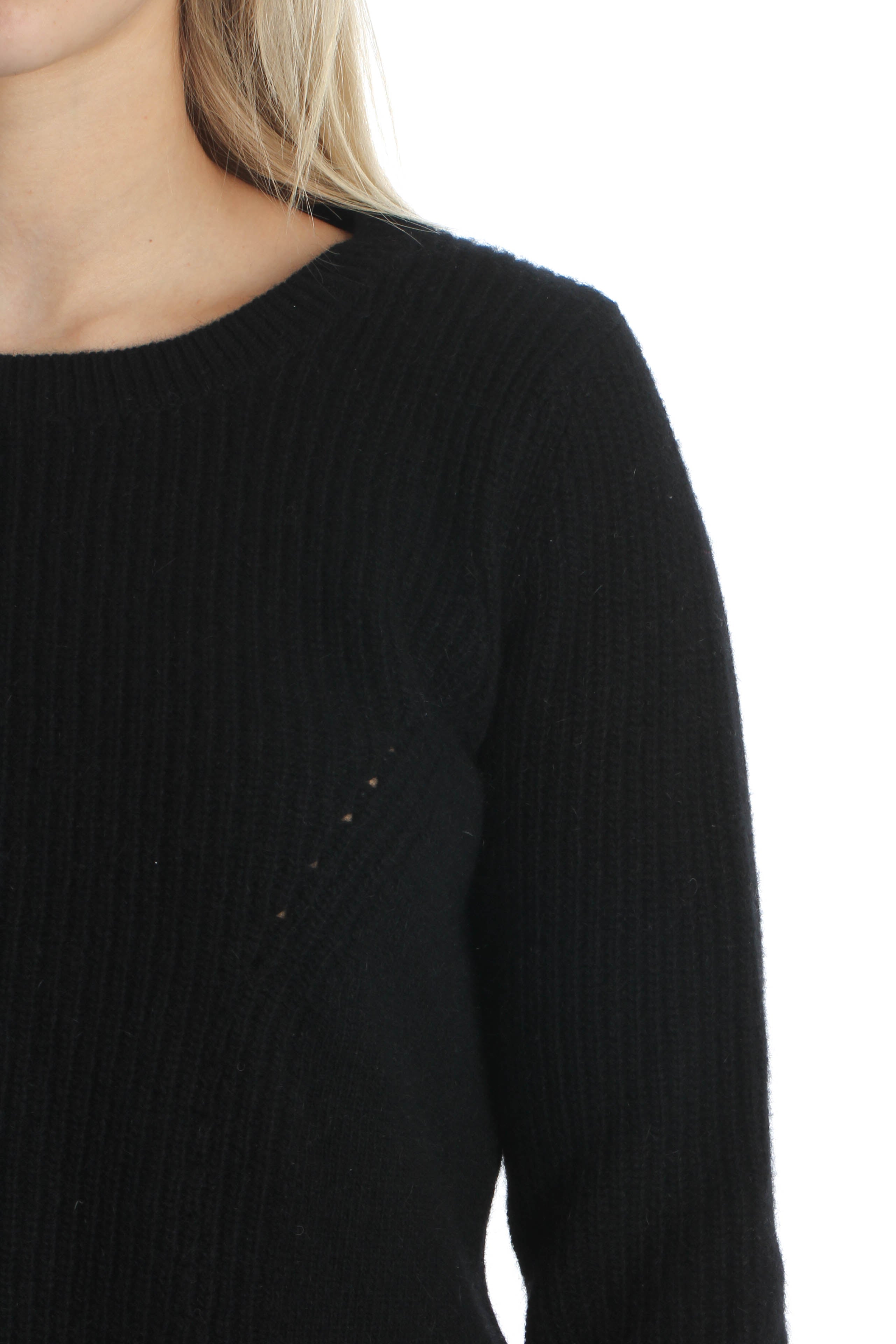 Club Monaco, Talla S