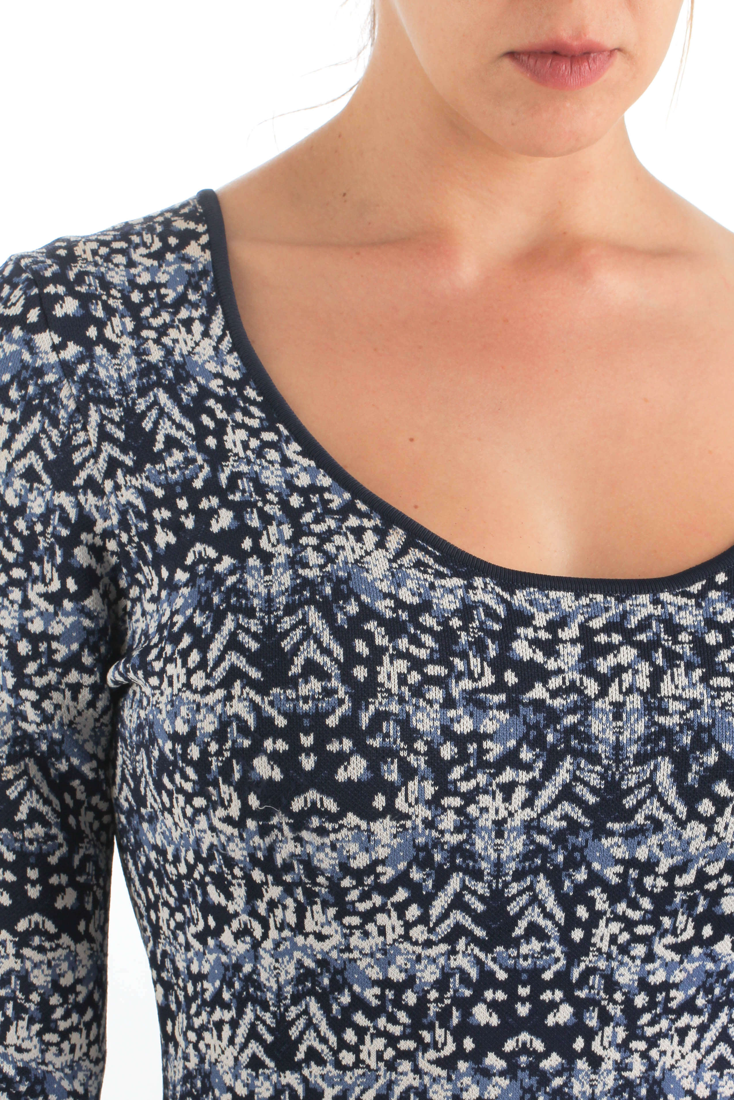 BCBG Maxazria, Talla L