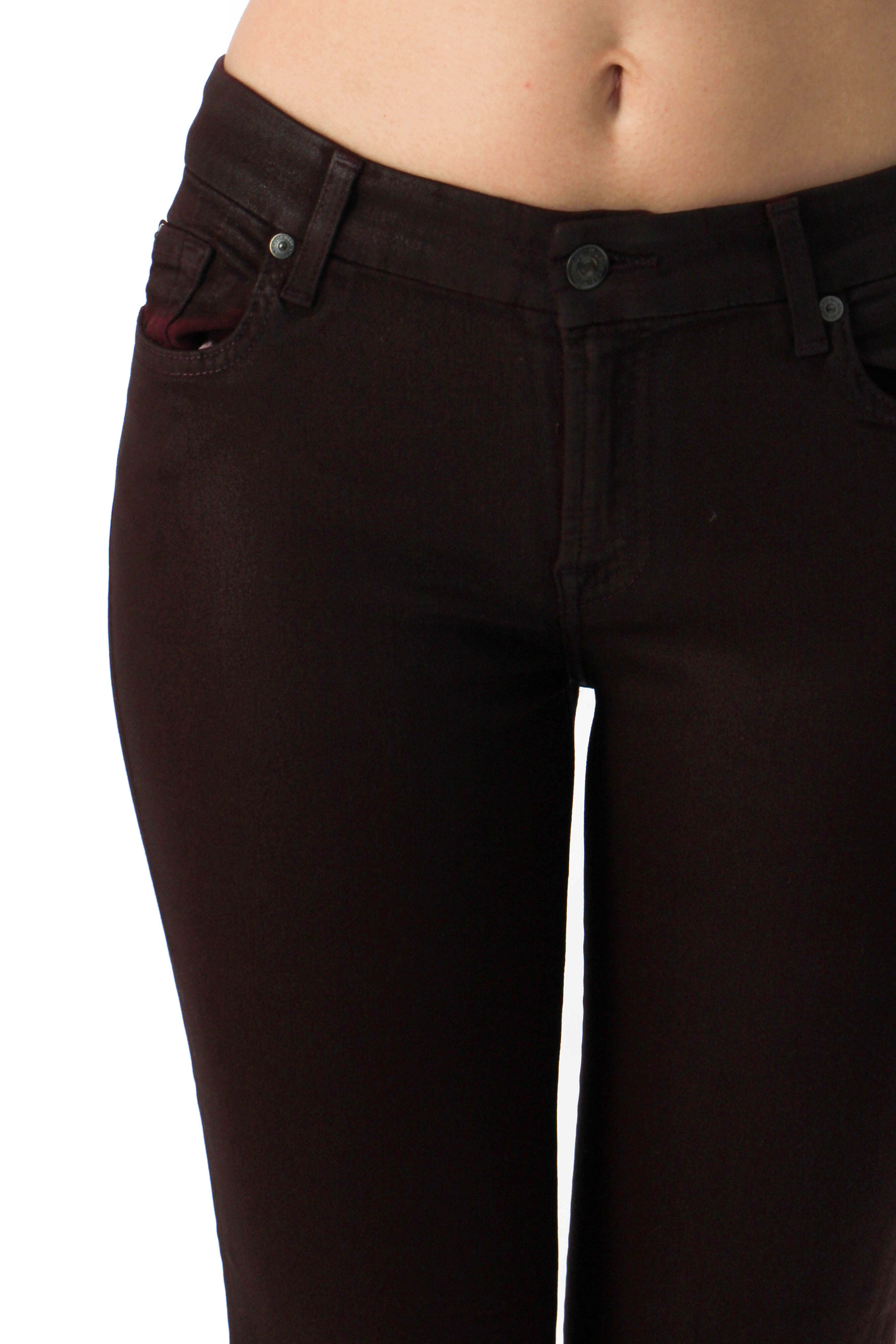 7 For all Mankind, Talla 27