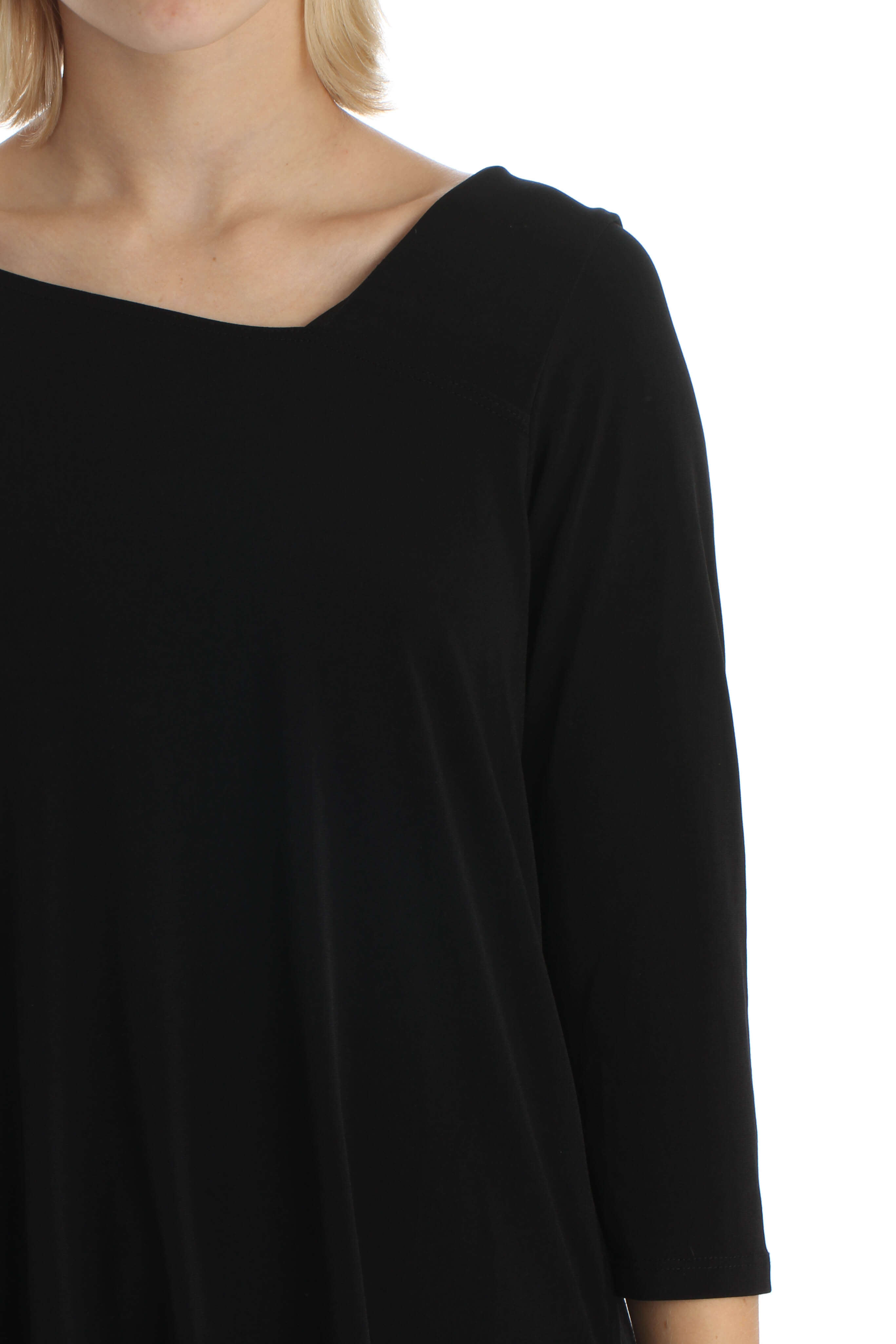 Clara Sun Woo, Talla XS