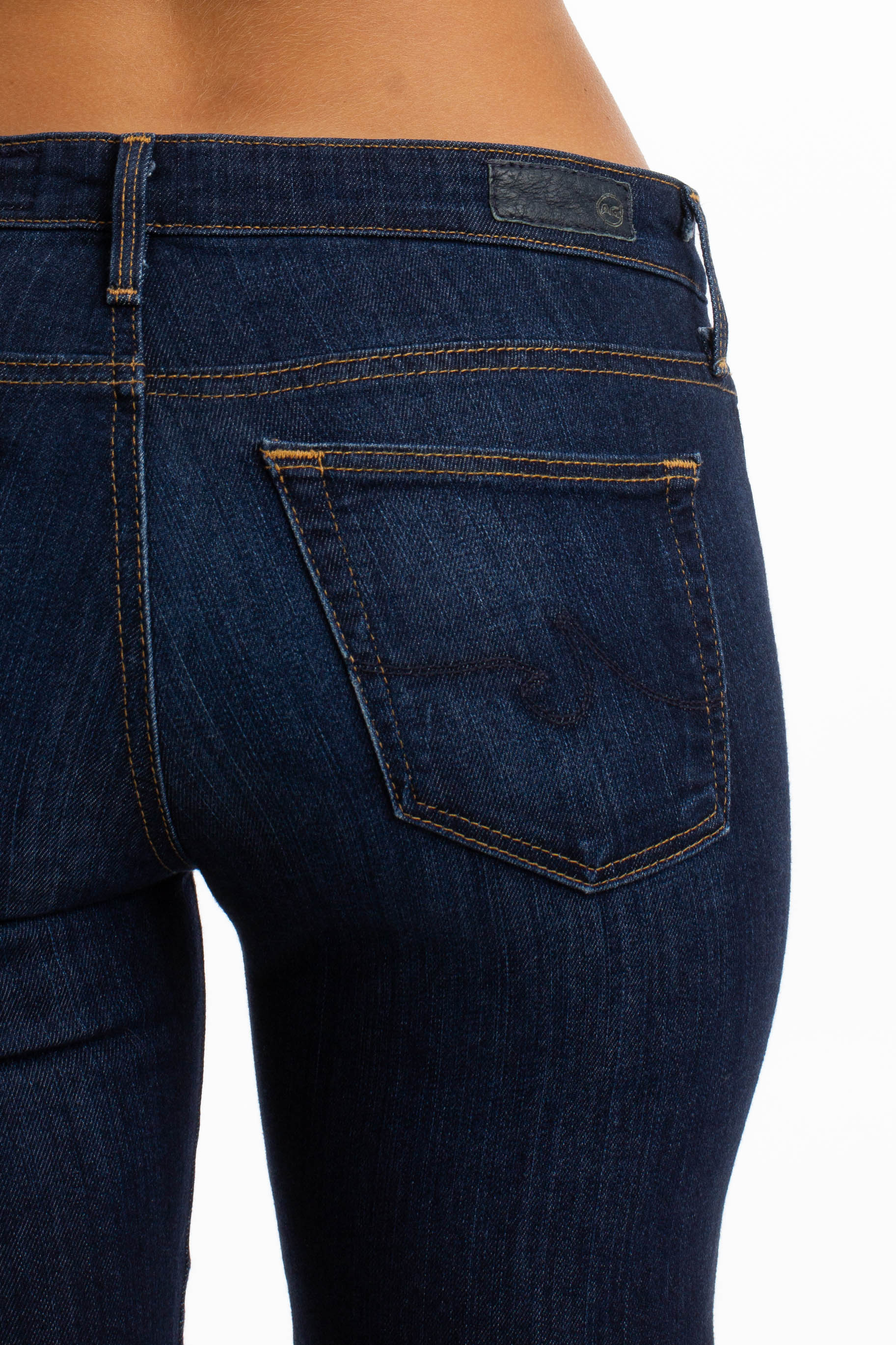 Paige, Talla 27