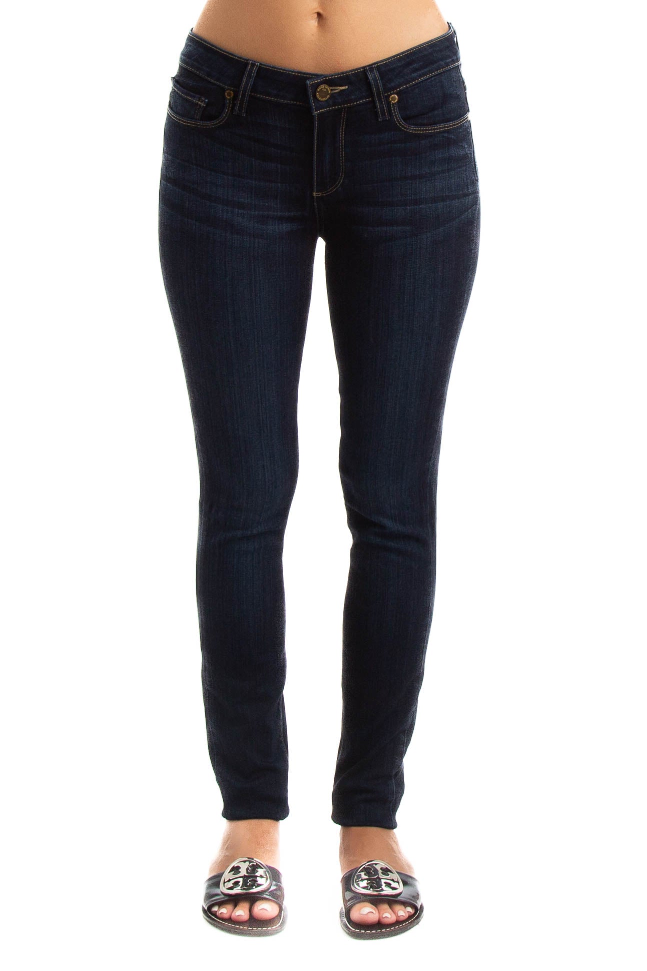 Paige, Talla 28