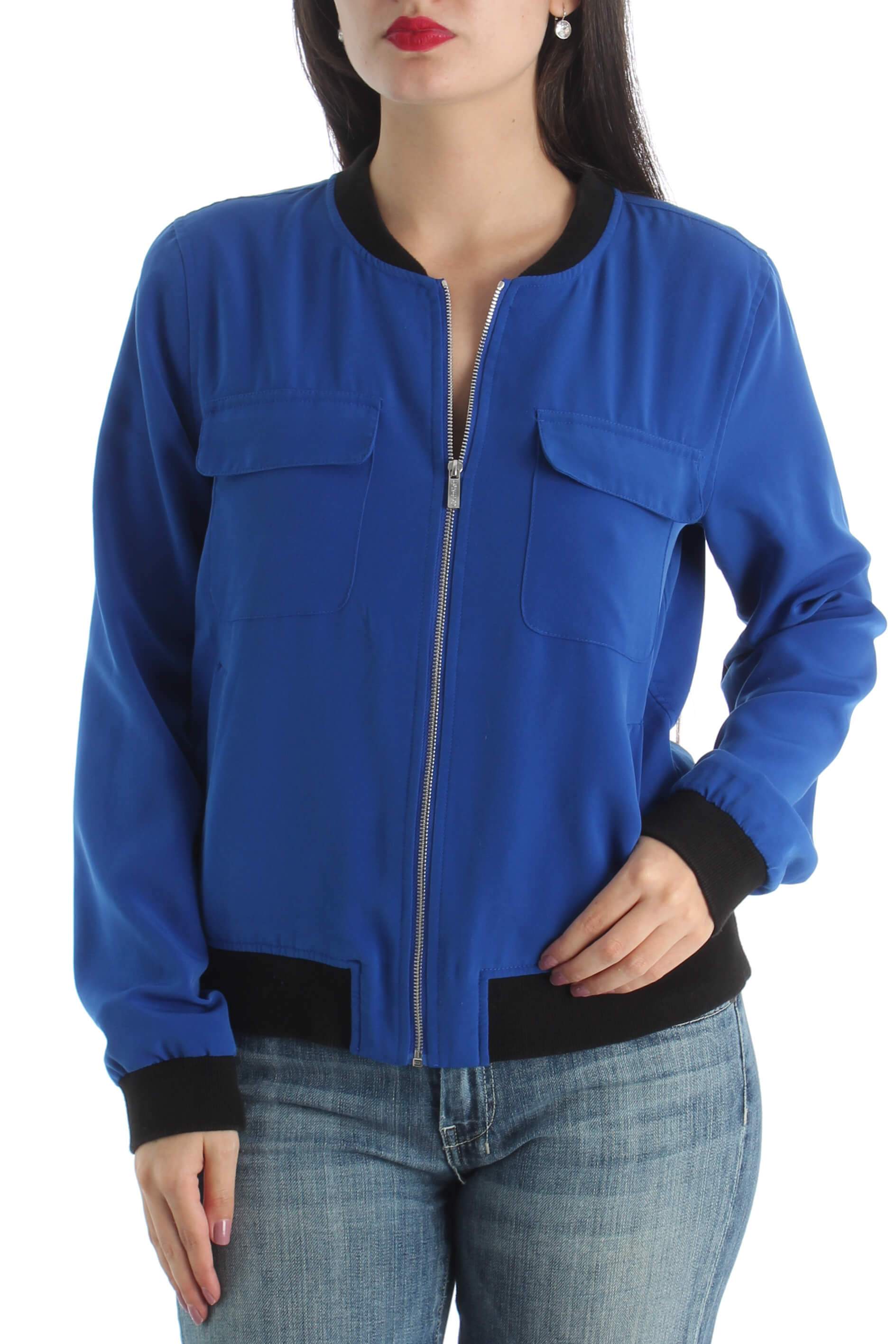 Calvin Klein, Talla XS