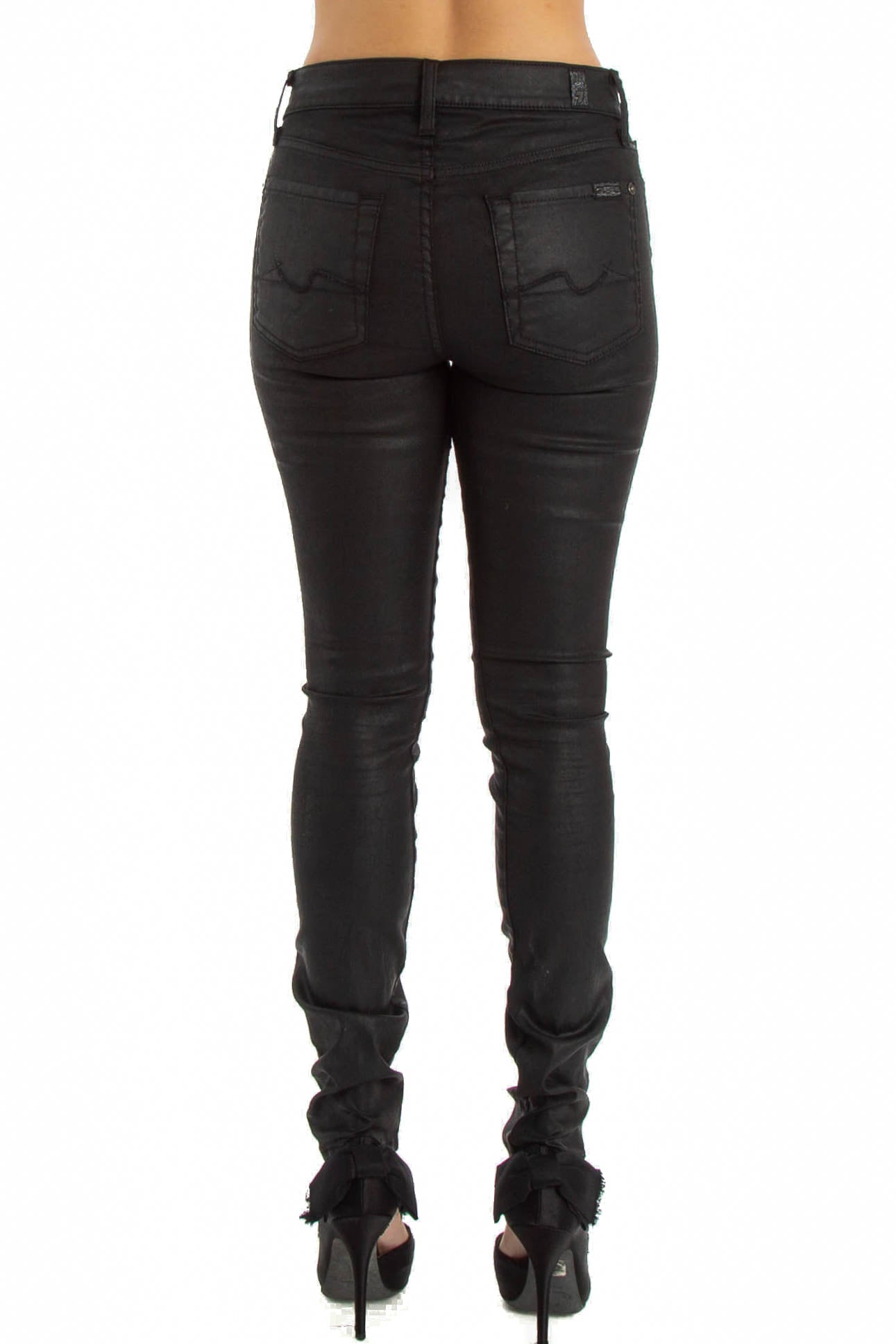 7 for all Mankind, Talla 26