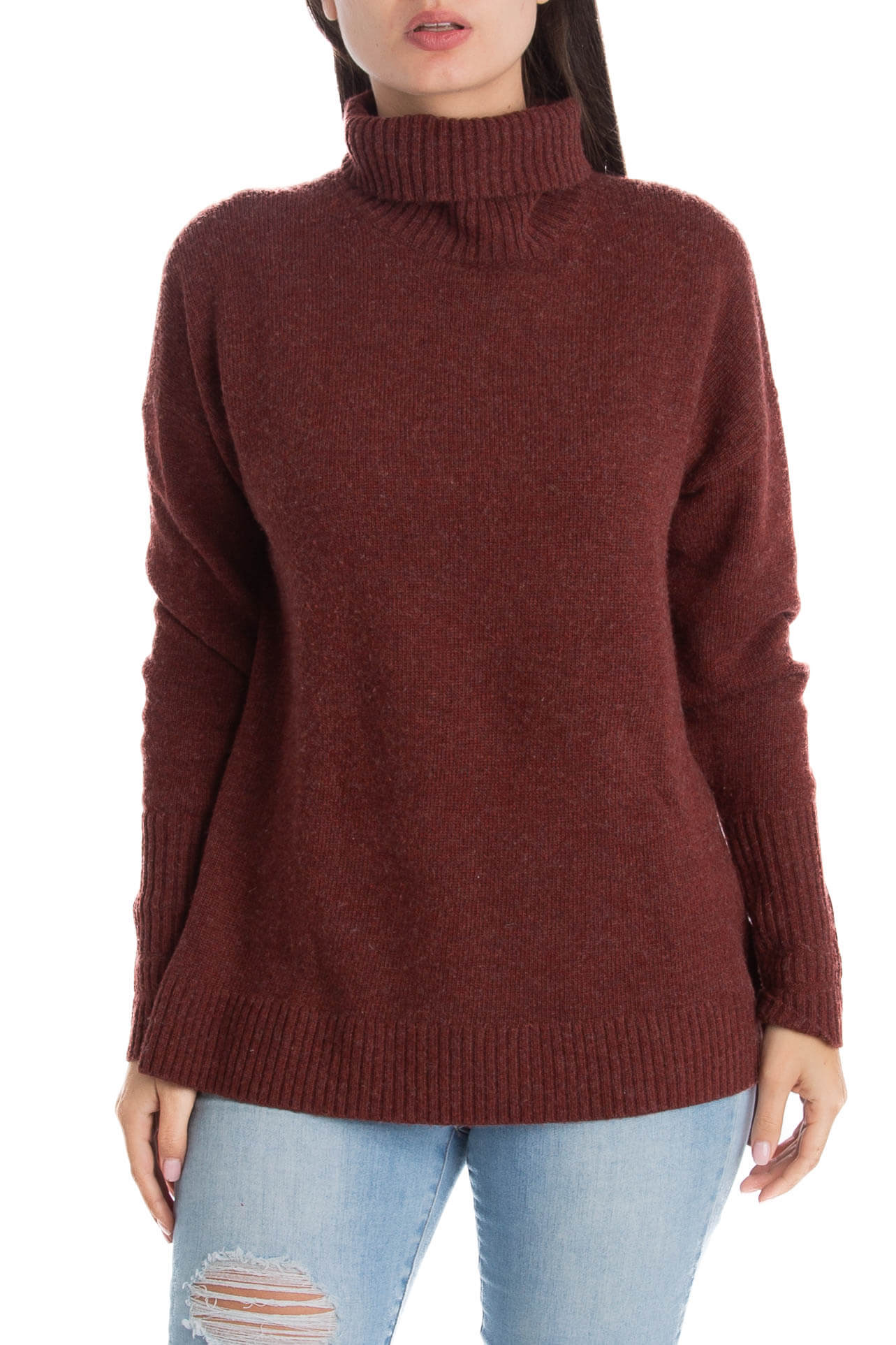 J Crew, Talla S