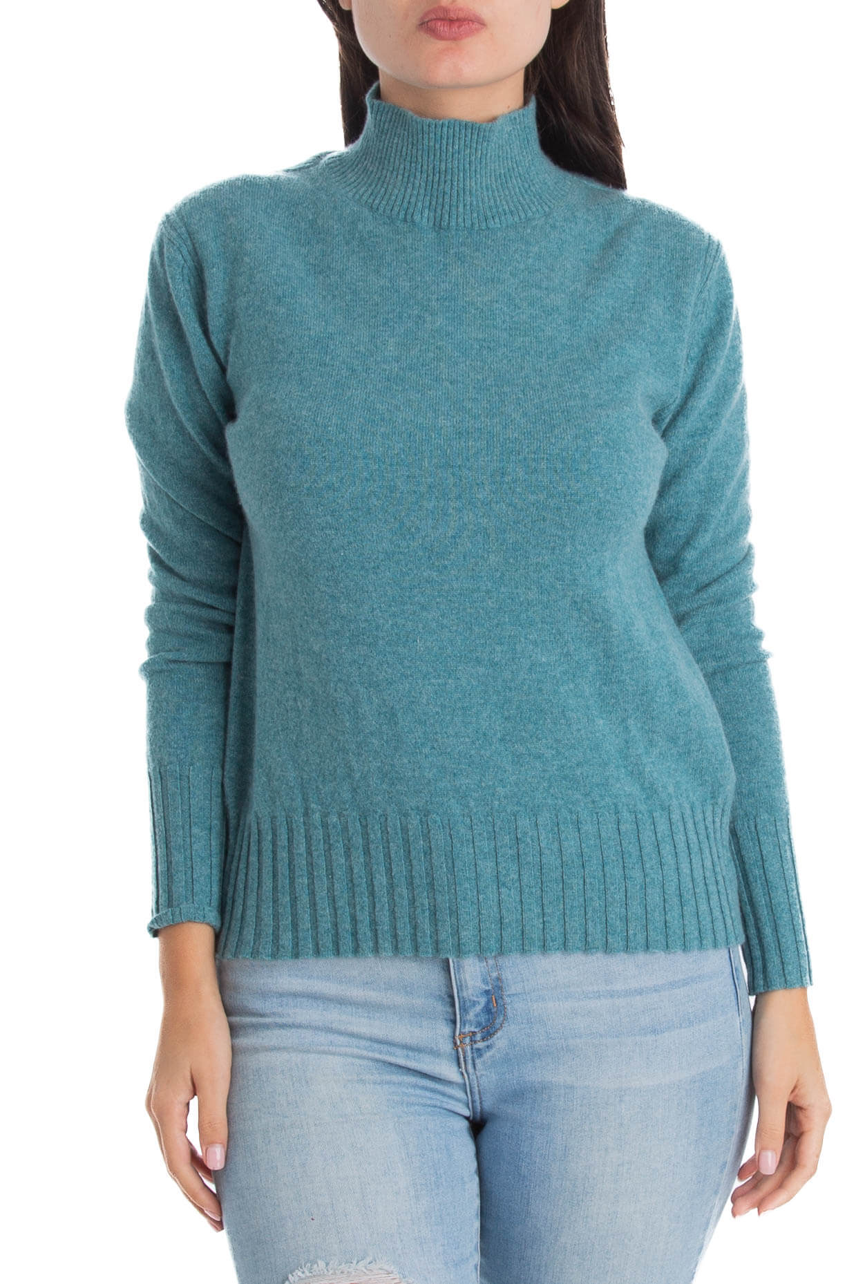 J Crew, Talla S