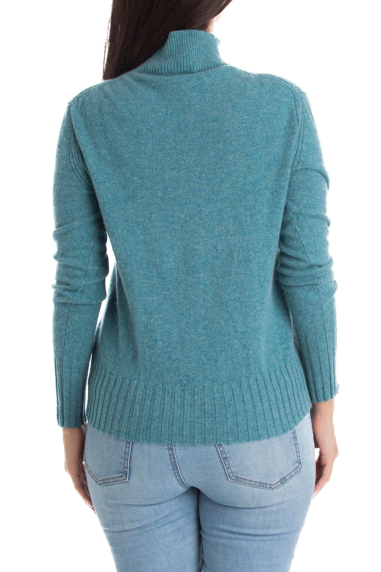 J Crew, Talla S